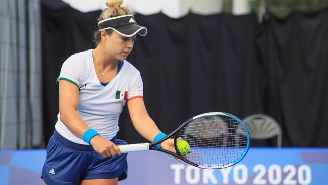 RENATA ZARAZÚA CAE ELIMINADA EN SINGLES DE TENIS