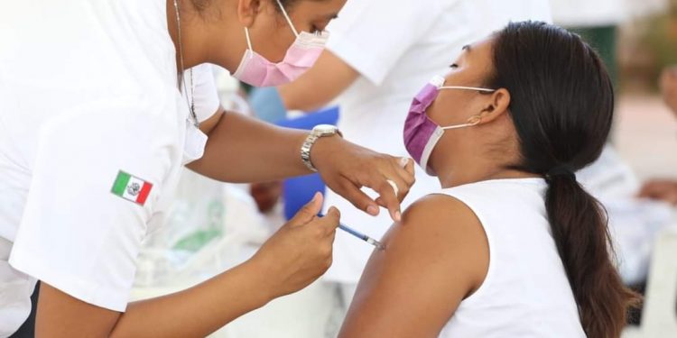 LA PRÓXIMA SEMANA SE INCREMENTARÁ LA VACUNACIÓN CONTRA COVID-19 A JÓVENES EN QUINTANA ROO