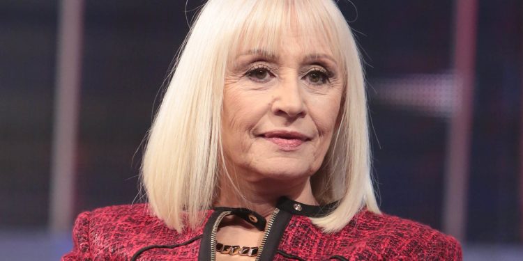 RAFFAELLA CARRÁ FALLECE A LOS 78 AÑOS