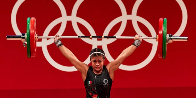 ANA GABRIELA LÓPEZ FERRER, NOVENA EN LEVANTAMIENTO DE PESAS