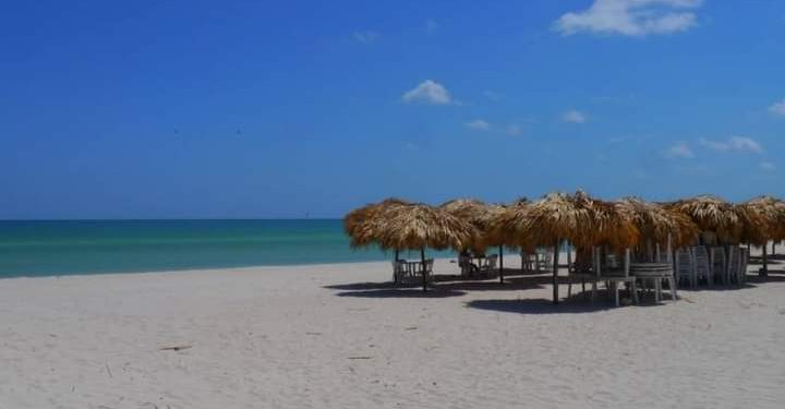 PLAYAS DE SISAL PODRÍAN RECIBIR LA CERTIFICACIÓN “BLUE FLAG”