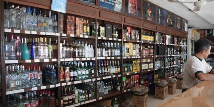 AUMENTA LICENCIAS DE BEBIDAS ALCOHOLICAS EN PLENA PANDEMIA