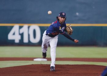 SE EMPATA LA SERIE EN EL BETO ÁVILA