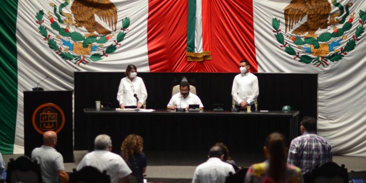 ASOCIACION CIVIL EN DESACUERDO CON REFORMA ELECTORAL DE QROO