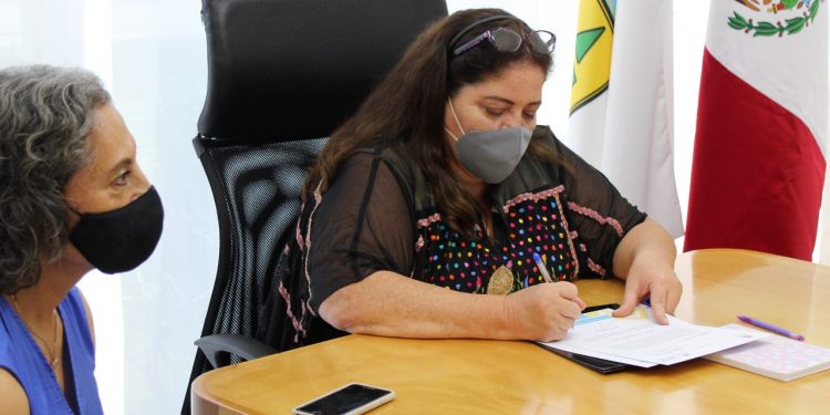 LA MTRA. MARISOL VANEGAS PÉREZ ASUME LA RECTORÍA DE LA UNIVERSIDAD DEL CARIBE