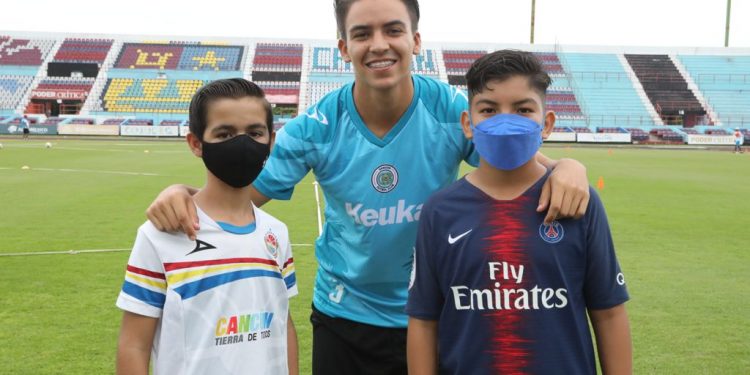 CANCÚN FC REAFIRMA COMPROMISO CON EL DIF BENITO JUÁREZ