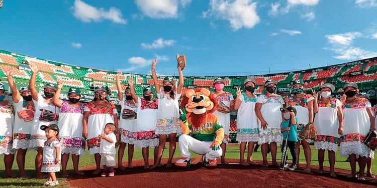 A DIFERENCIA DE LOS TIGRES QUE IGNORAN A LAS DIABLILLAS DE HONDZONOT, LOS LEONES HACEN REALIDAD UN SUEÑO DE LAS AMAZONAS DE YAXUNAH