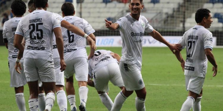 TRIUNFAL DEBUT DE CANCÚN FC EN LA SULTANA DEL NORTE.