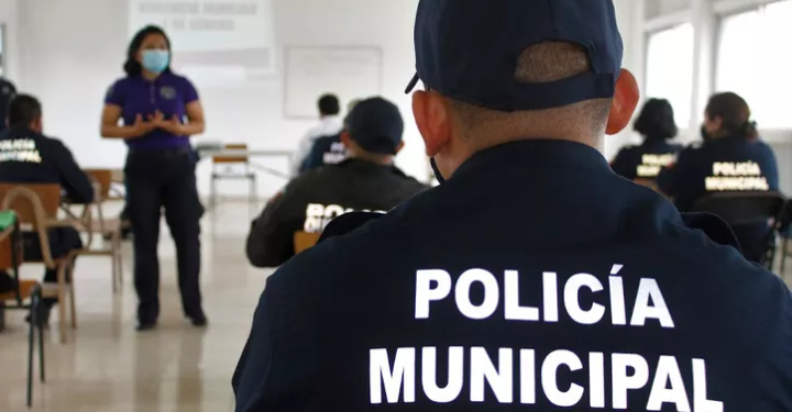 POLICÍAS JUBILADOS PODRÁN RECIBIR HASTA 300 MIL PESOS DE APOYO
