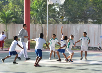MUNICIPIO DE FELIPE CARRILLO PUERTO ORDENA EL CIERRE DE CANCHAS, DOMOS Y ÁREAS DEPORTIVAS