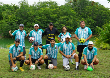VIAJAN CANCUNENSES A TORNEO NACIONAL DE FOOTGOLF EN CUERNAVACA