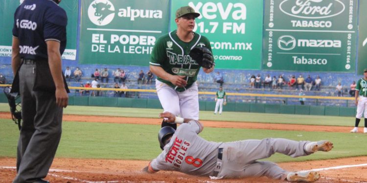 ROBLES SE VA DE 5-3 CON DOS PRODUCIDAS Y TIGRES GANA EL PRIMERO