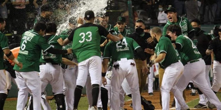 INICIA OLMECAS DESPEDIDA DE SU ESTADIO, CON DRAMATICO TRIUNFO ANTE LEONES CON VUELA CERCAS DE JOSÉ LUNA