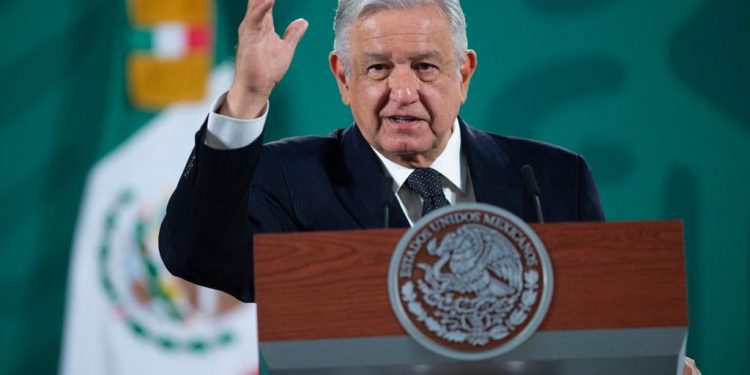 AMLO ANUNCIA QUE REFORZARÁN VACUNACIÓN CONTRA COVID-19 EN CINCO ESTADOS