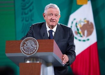 AMLO DICE QUE ENTREGARÁ INFORMACIÓN DE CONTRATOS SOBRE «PEGASUS» A FGR