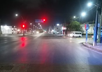 LA POLICÍA QUINTANA ROO INFORMA QUE SE MANTIENE EL CIERRE DE PRINCIPALES AVENIDAS
