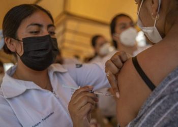 ARRANCA ESTE MIÉRCOLES EN TABASCO  VACUNACIÓN EN FASE 30-39 AÑOS: AALH