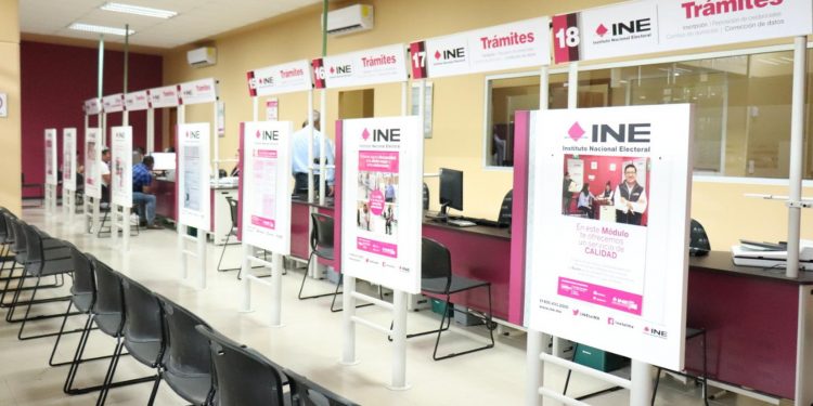 SE PREPARA INE 02 PARA CONSULTA POPULAR