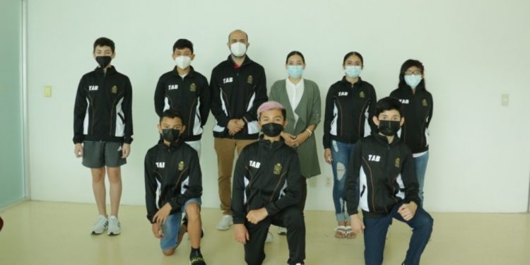 VIAJAN MÁS ATLETAS TABASQUEÑOS A LOS JUEGOS NACIONALES CONADE 2021