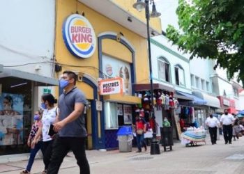 AMPLÍAN HORARIOS DE COMERCIOS Y SERVICIOS, PERO DE FORMA ‘CAUTA’