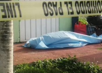 MUERE EN LA VÍA PÚBLICA UNA MUJER DE CHETUMAL POR APARENTE PARO CARDÍACO