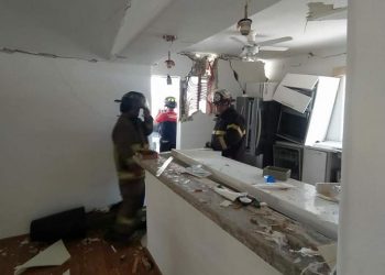 EXPLOTA UN BOILER EN COMPLEJO RESIDENCIAL ISLA DORADA DE LA ZONA HOTELERA DE CANCÚN; NO HAY LESIONADOS
