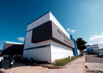 REUBICAN A PACIENTES ATENDIDOS EN CARPAS AL INTERIOR DEL HOSPITAL GENERAL DE CANCÚN