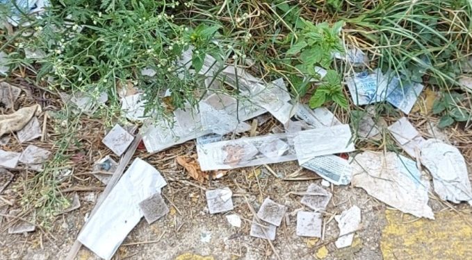 DENUNCIAN QUE BRIGADA DEJÓ EMPAQUES DE JERINGAS Y ALGODONES EN EL DOMO DE KANTUNILKÍN