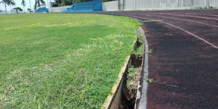 PROTECCIÓN CIVIL CONFIRMA RIESGO EN EDIFICIO DE ESCUELA DE ALTO RENDIMIENTO