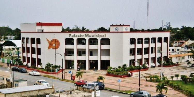 AYUNTAMIENTO DE OTHÓN P. BLANCO, SIN RECURSOS PARA PAGAR A TRABAJADORES Y PROVEEDORES