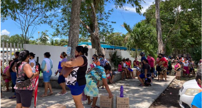 RECLAMAN EN FELIPE CARRILLO PUERTO POR LENTITUD EN LA ENTREGA DE DESPENSAS