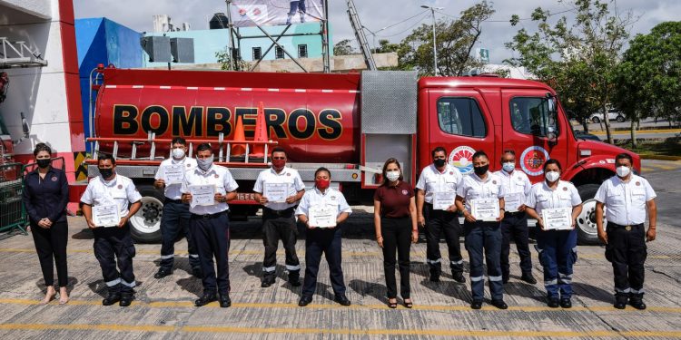 SELECCIONAN A BOMBEROS QUE VAN A REPRESENTAR A CANCÚN EN TORNEO NACIONAL