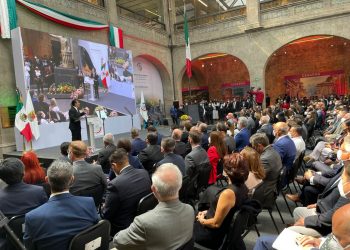 ASISTEN PRESIDENTES ELECTOS DE QUINTANA ROO A INFORME EN EL SENADO