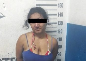 DETIENEN A MUJER QUE APUÑALÓ A SU CUÑADA EN LA COLONIA COLOSIO DE PLAYA DEL CARMEN