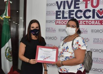 IEQROO PREMIA A LOS GANADORES DEL CONCURSO “MURAL P0R LA DEMOCRACIA”.