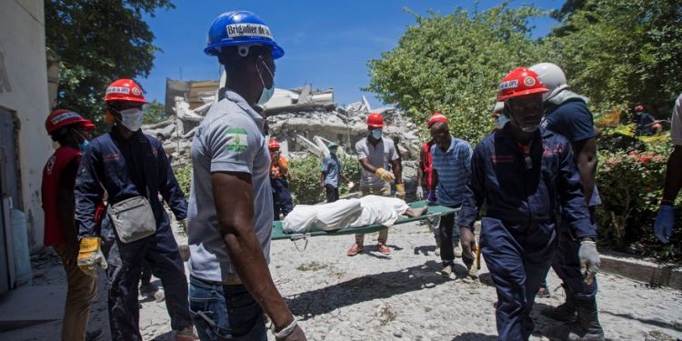 MÉXICO ENVÍA 19 TONELADAS DE VÍVERES E INSUMOS A HAITÍ POR EL TERREMOTO