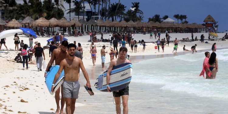 LA ACTIVIDAD TURÍSTICA DE MÉXICO CAE UN 23,3 % EN EL PRIMER TRIMESTRE DE 2021