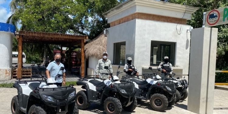 ENTREGAN HOTELEROS DE TULUM CUATRO CUATRIMOTOS A LA GUARDIA NACIONAL
