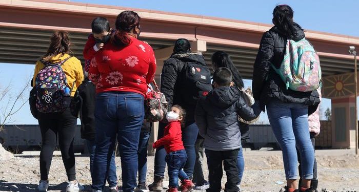 ESTADOS UNIDOS COMIENZA A DEPORTAR INMIGRANTES INDOCUMENTADOS A MÉXICO