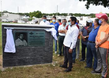 INAUGURA EDIL CAMPO DE FÚTBOL JUAN JOSÉ BARRERA MONTALVO EN EL FRACCIONAMIENTO OXTANKAH