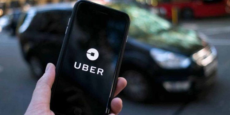 RECONOCE LA CORTE QUE EL SERVICIO QUE OFRECE UBER ES PRIVADO Y ENTRE PARTICULARES