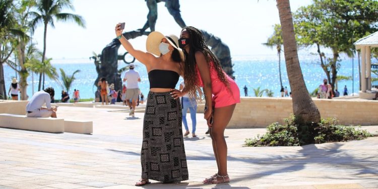 CON PROTOCOLOS SANITARIOS, GOBIERNO DE SOLIDARIDAD GARANTIZA VACACIONES SEGURAS