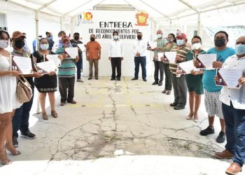 RECONOCE GOBIERNO MUNICIPAL OTHONENSE A SUS TRABAJADORES POR AÑOS DE SERVICIO