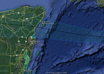 AJUSTE DE TRAYECTORIA, EL HURACÁN GRACE TOCARÍA TIERRA EN TULUM.