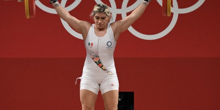 AREMI FUENTES GANA MEDALLA DE BRONCE PARA MÉXICO EN LEVANTAMIENTO DE PESAS