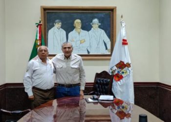 SE REÚNE ADÁN AUGUSTO CON FRANCISCO GARDUÑO, COMISIONADO DEL INM