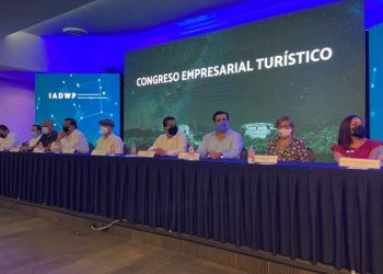 PIDE EL SECTOR TURÍSTICO QUE EL ‘TOQUE DE QUEDA’ SEA A PARTIR DE LA 1:00 A.M. Y NO A LAS 11:30 P.M. EN YUCATÁN