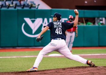 EL ÁGUILA VUELA SOBRE TIGRES