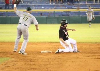 PERICOS OBTIENE APRETADO Y VALIOSO TRIUNFO EN EL “CENTENARIO”