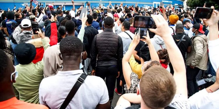 GENERA EXPECTATIVA EN PARÍS LA LLEGADA DE MESSI